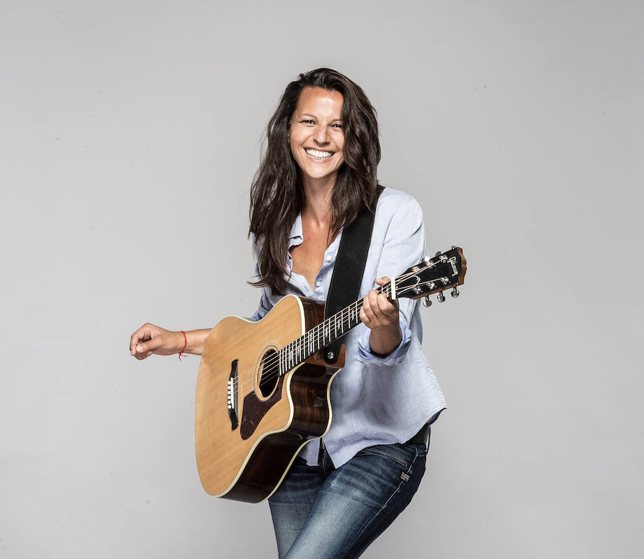 Aude Henneville