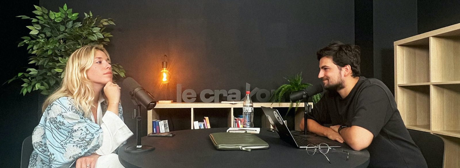 Community_ Media : La Révolution des Nouveaux Media avec Le Crayon