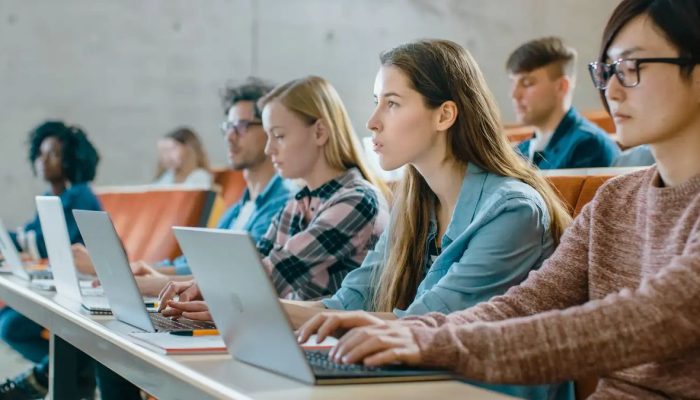 Comment préparer nos enfants aux études supérieures