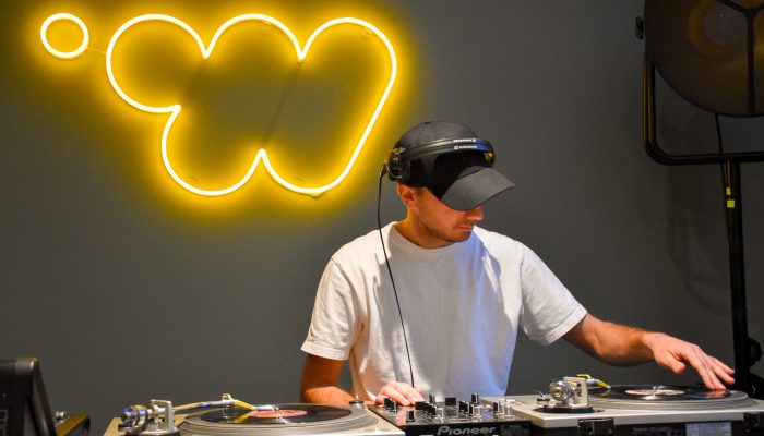 DJ Set spéciale vinyles et Happy Hour - Adriman